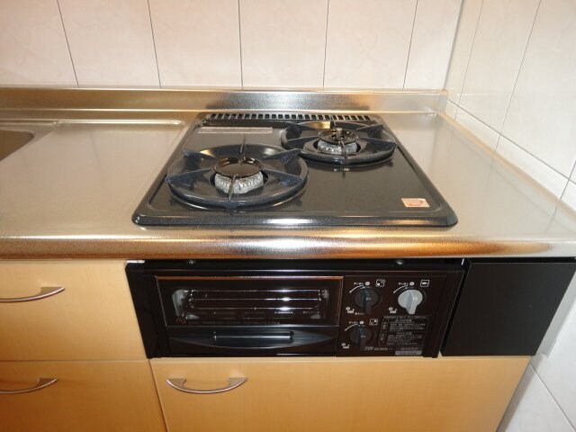 物件内観写真7　(ガスコンロ（同タイプ）)