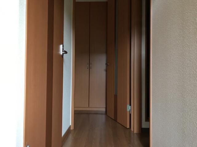 物件内観写真25　(廊下)