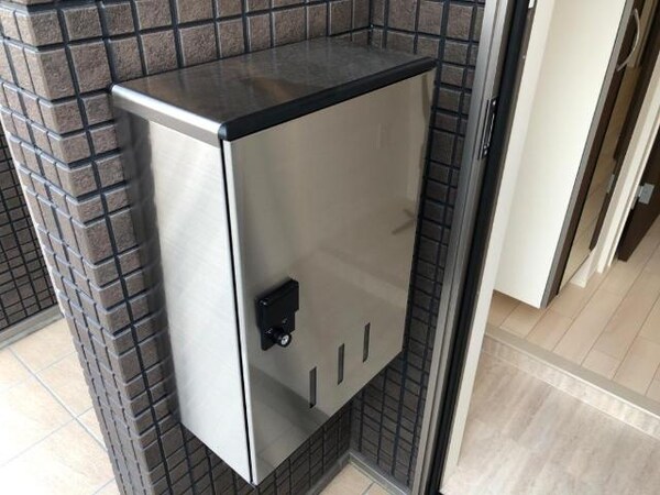 建物設備(宅配ボックス（イメージ）)