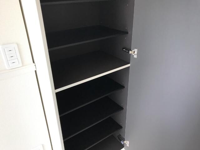 物件内観写真12　(下駄箱（イメージ）)