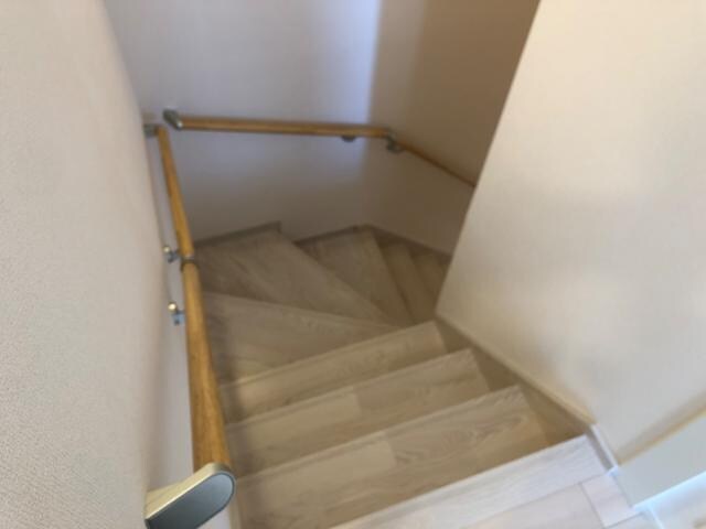 物件内観写真21　(階段（イメージ）)