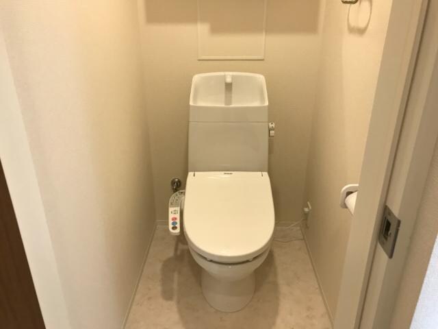物件内観写真10　(シャワー付トイレ（イメージ）)