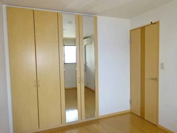 内装他(洋室(5.6帖))