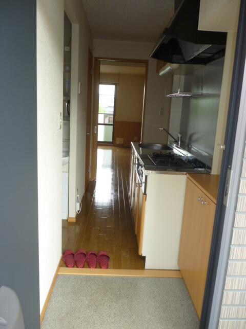 物件内観写真7　(玄関)