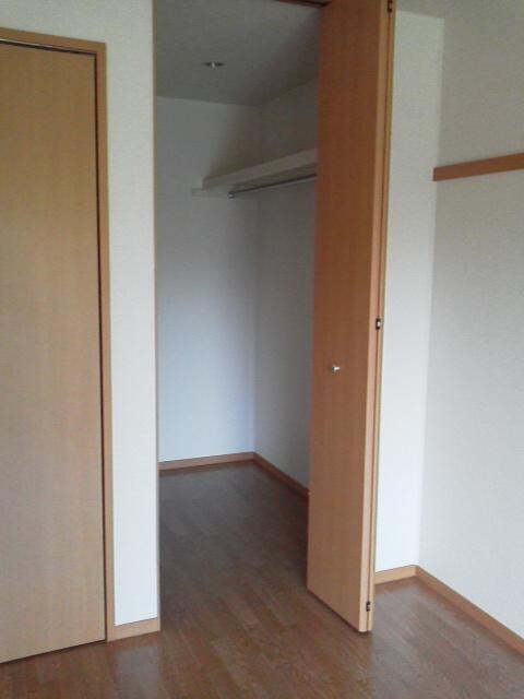 物件内観写真17　(収納)