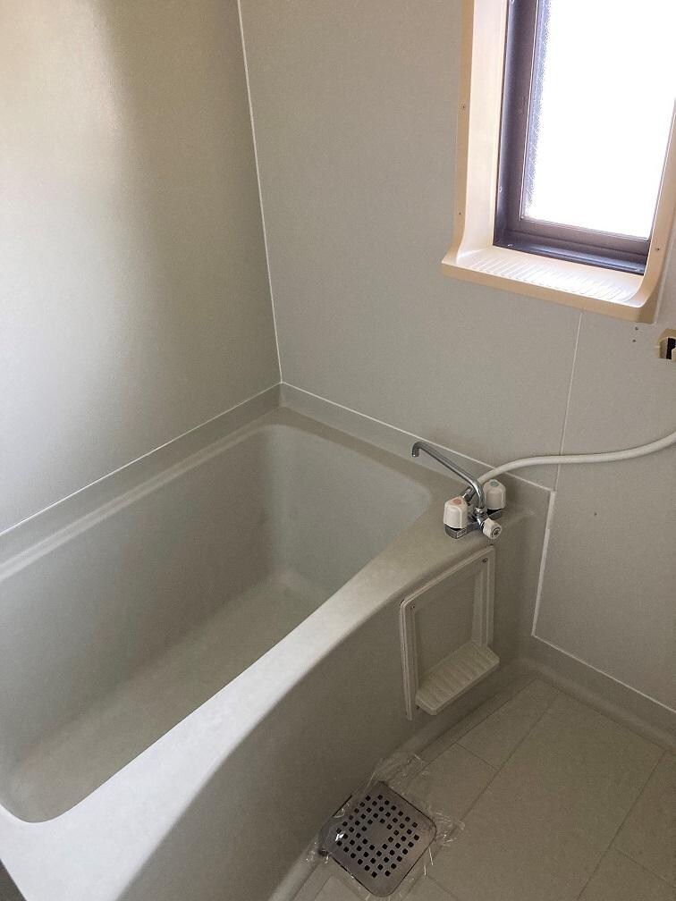 物件内観写真2　(風呂)