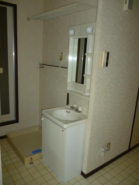 物件内観写真14　(洗面所)