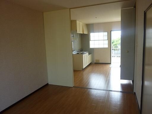 物件内観写真6　(洋室)