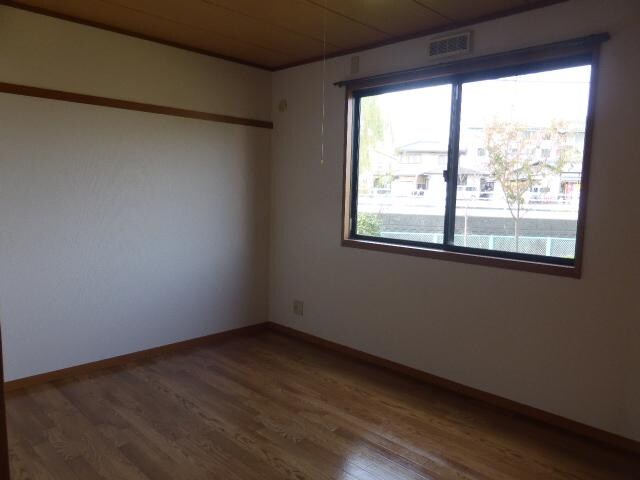 物件内観写真6　(洋室)