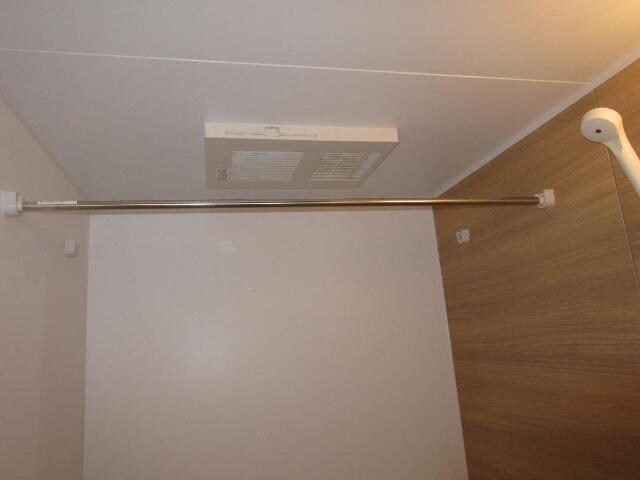物件内観写真13　(浴室乾燥機)