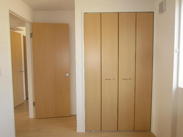 物件内観写真18　(クローゼット)