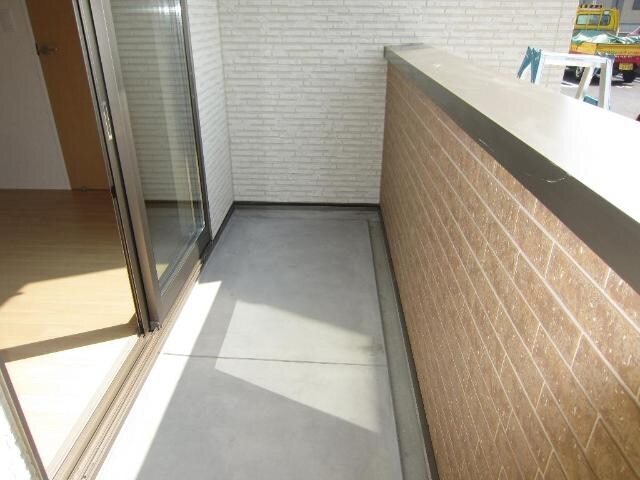 物件内観写真28　(ベランダ)