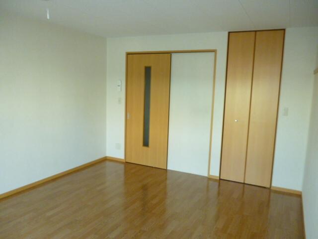 物件内観写真12　(洋室)