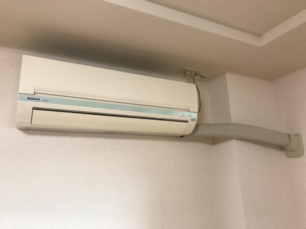 建物設備(エアコン)