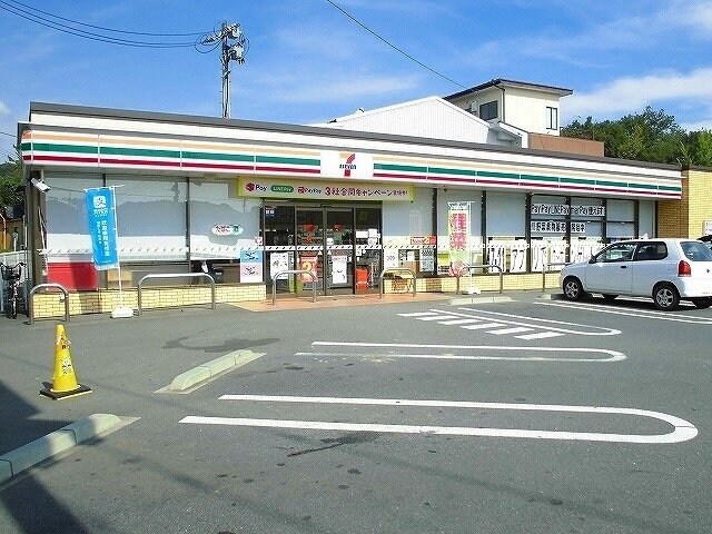 物件外観写真6　(セブンイレブン笠岡インター店まで1300m)