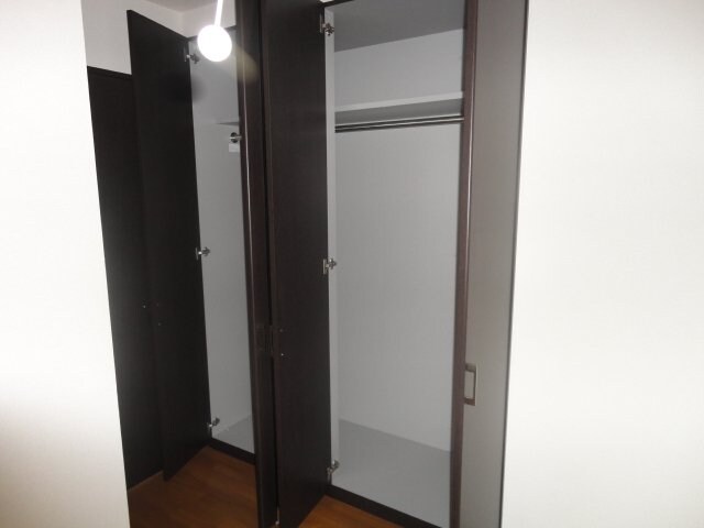 物件内観写真11　(クローゼット)