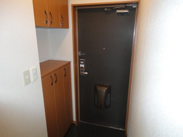 物件内観写真27　(下駄箱)