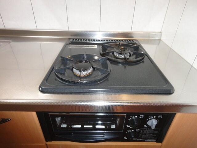 物件内観写真3　(ガスコンロ)