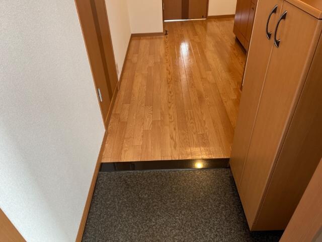 物件内観写真20　(玄関)