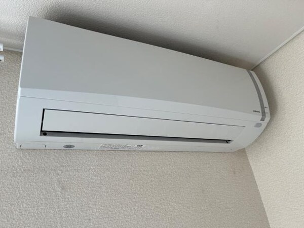 建物設備(エアコン)