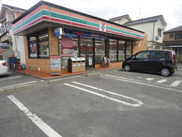 物件外観写真4　(セブンイレブン曙5丁目店（コンビニ）まで89ｍ)