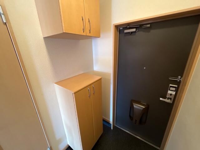 物件内観写真18　(下駄箱)
