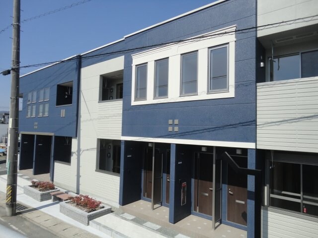 物件外観写真2　(外観写真（昼）)