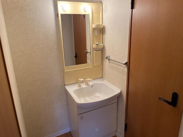 物件内観写真15　(洗面)