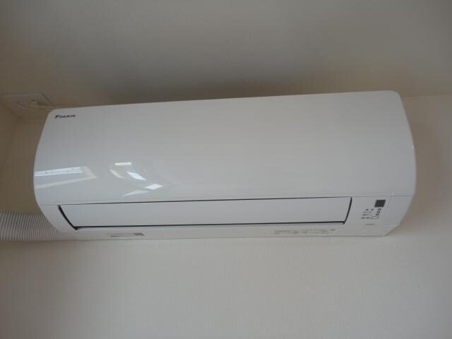 物件内観写真11　(エアコン)