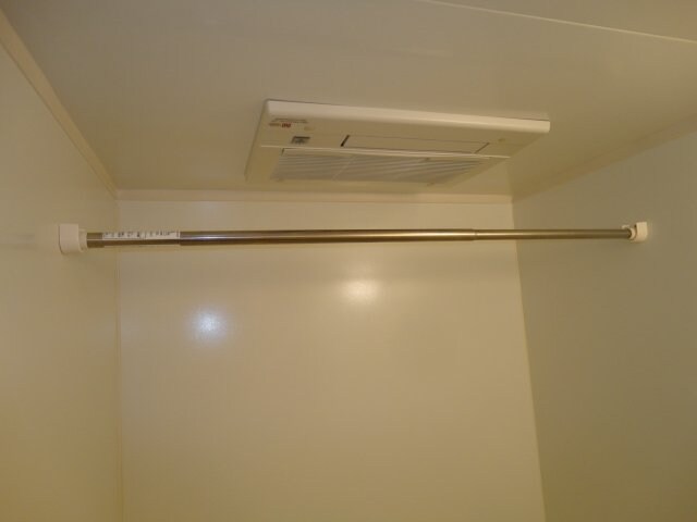 物件内観写真11　(浴室乾燥機)