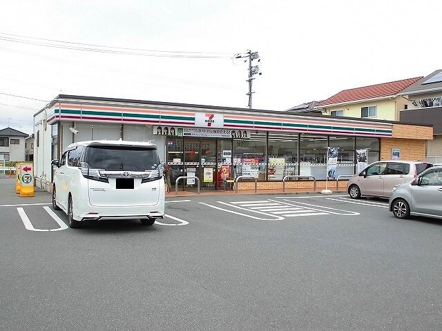 物件外観写真8　(セブンイレブン福山東手城３丁目まで700m)