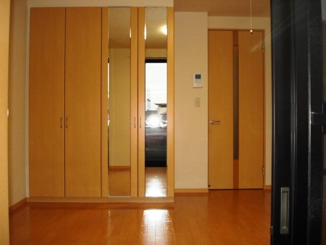 物件内観写真10　(洋室)