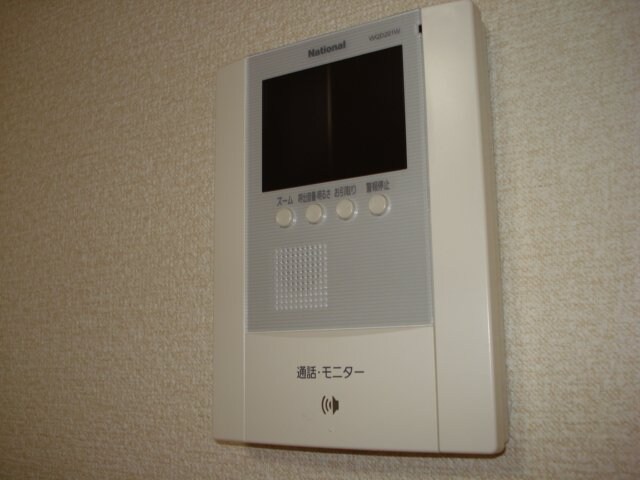 物件内観写真28　(カメラ付インターホン)
