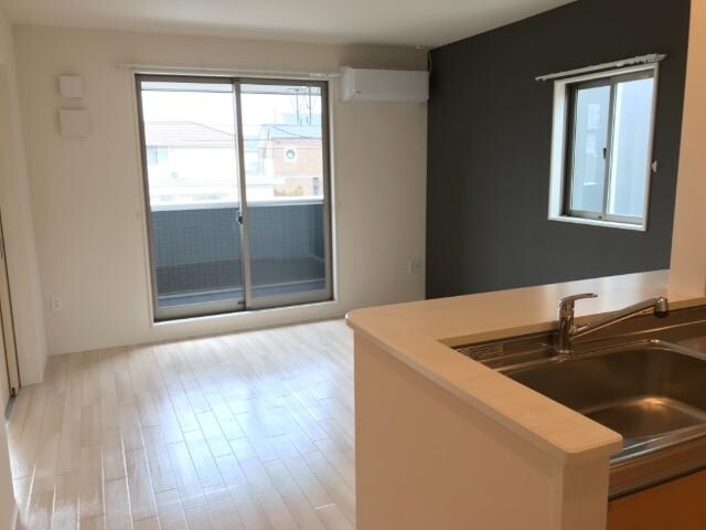 物件内観写真9　(リビング)