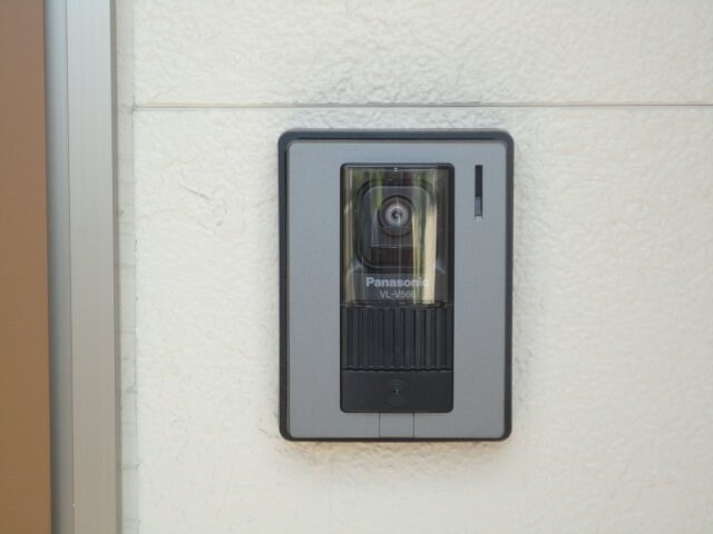 物件内観写真12　(カメラ付インターホン)