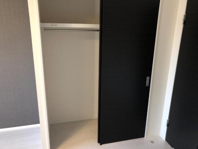 物件内観写真8　(クローゼット)
