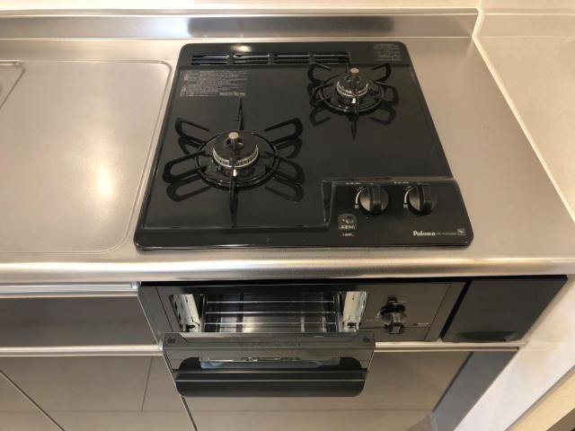 物件内観写真11　(２口コンロ)