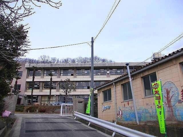 物件外観写真6　(道上小学校まで700m)