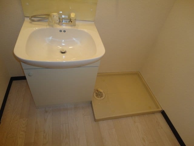 物件内観写真26　(洗濯機置場)