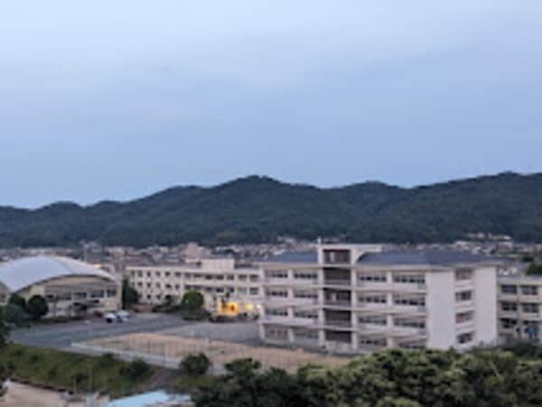 周辺環境(福山市立神辺中学校 2239m)