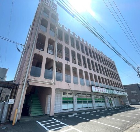 岩瀬ビル外観写真