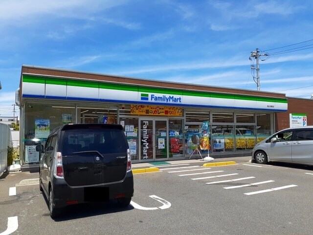 物件外観写真7　(ファミリーマート福山引野店まで750m)