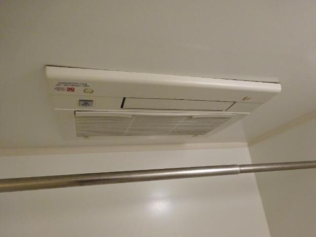 物件内観写真16　(浴室乾燥機)