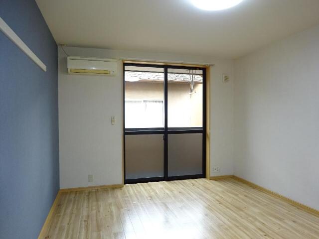 物件内観写真18　(洋室)