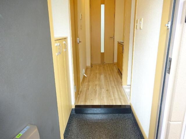 物件内観写真26　(玄関)