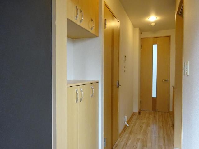 物件内観写真27　(下駄箱)