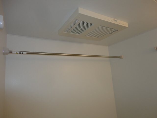 物件内観写真18　(浴室乾燥機)