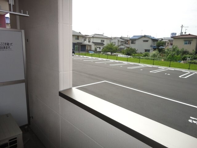 物件内観写真28　(ベランダ)