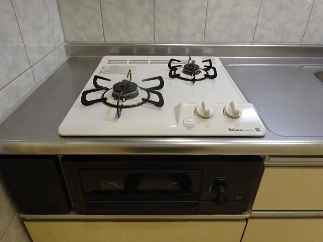 物件内観写真13　(二口コンロ(グリル付))