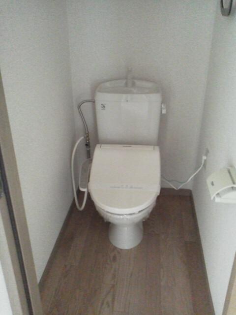 物件内観写真12　(トイレ)